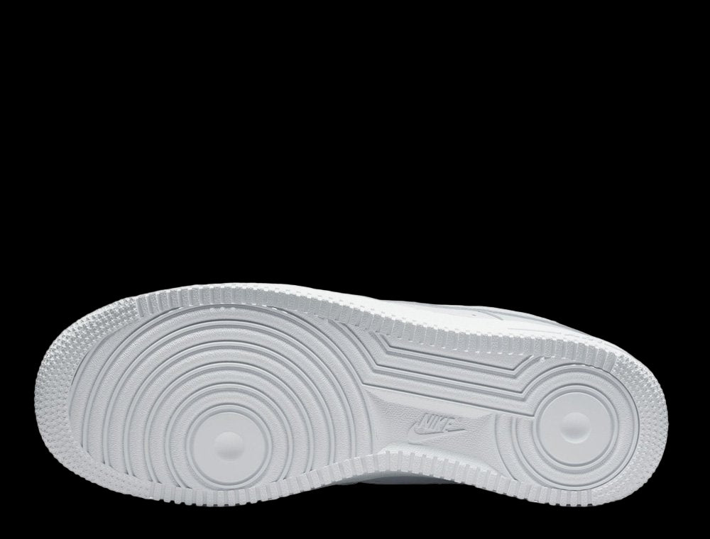 Nike Air Force 1 07 Triple White